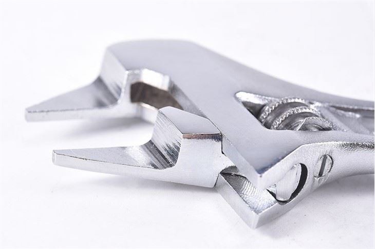 	Adjustable Wrench